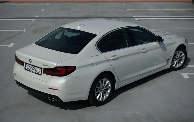 BMW Seria 5 cena 157500 przebieg: 94000, rok produkcji 2021 z Katowice małe 704